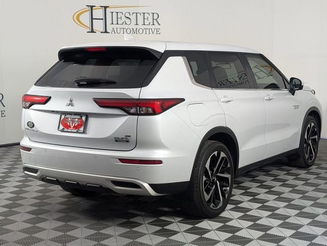 2024 Mitsubishi Outlander PHEV Base