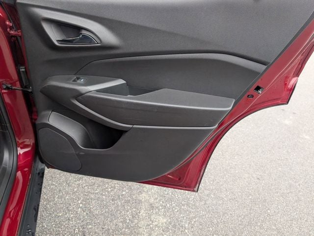 2025 Chevrolet Trax FWD LT