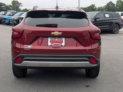 2025 Chevrolet Trax FWD LT