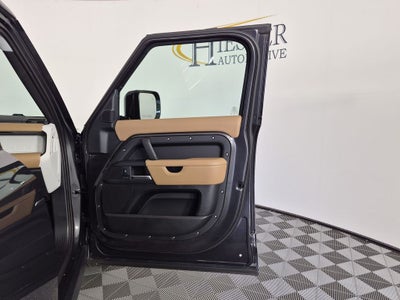 2025 Land Rover Defender 110 S