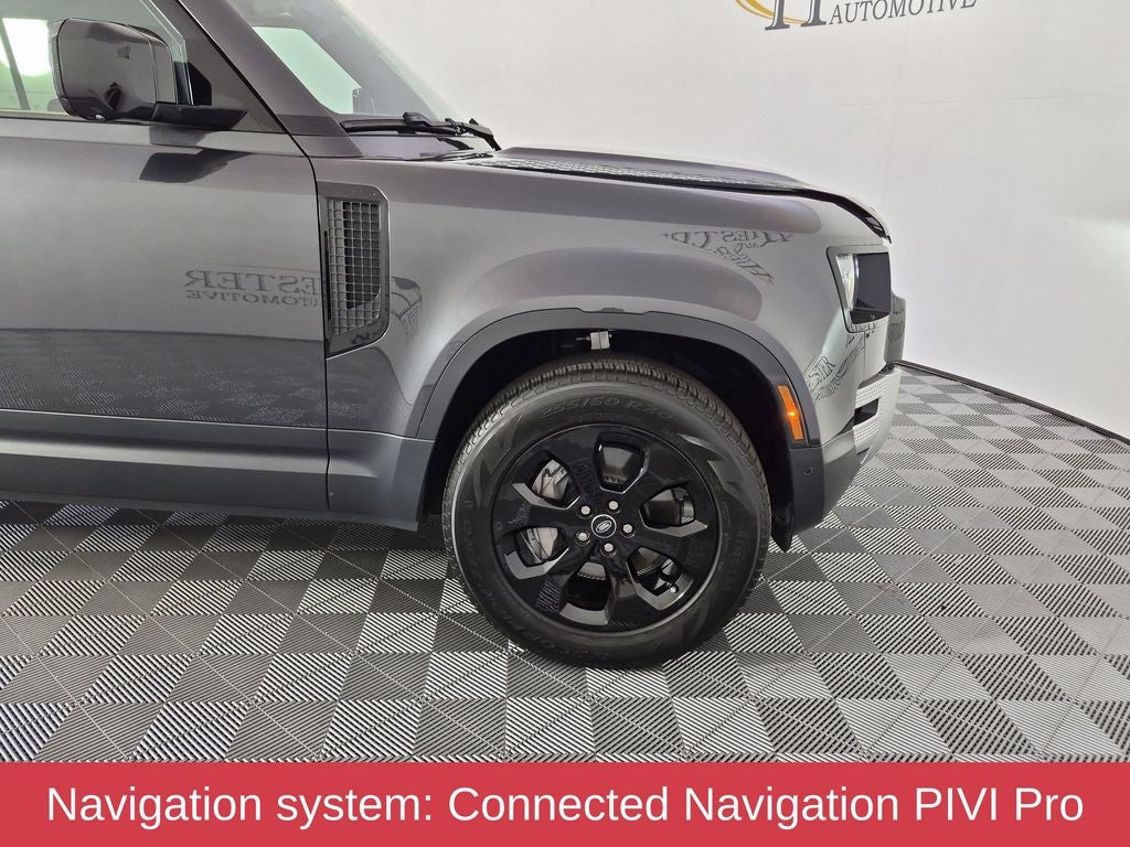 2025 Land Rover Defender 110 S