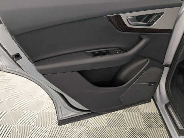2019 Audi Q7 45 Premium