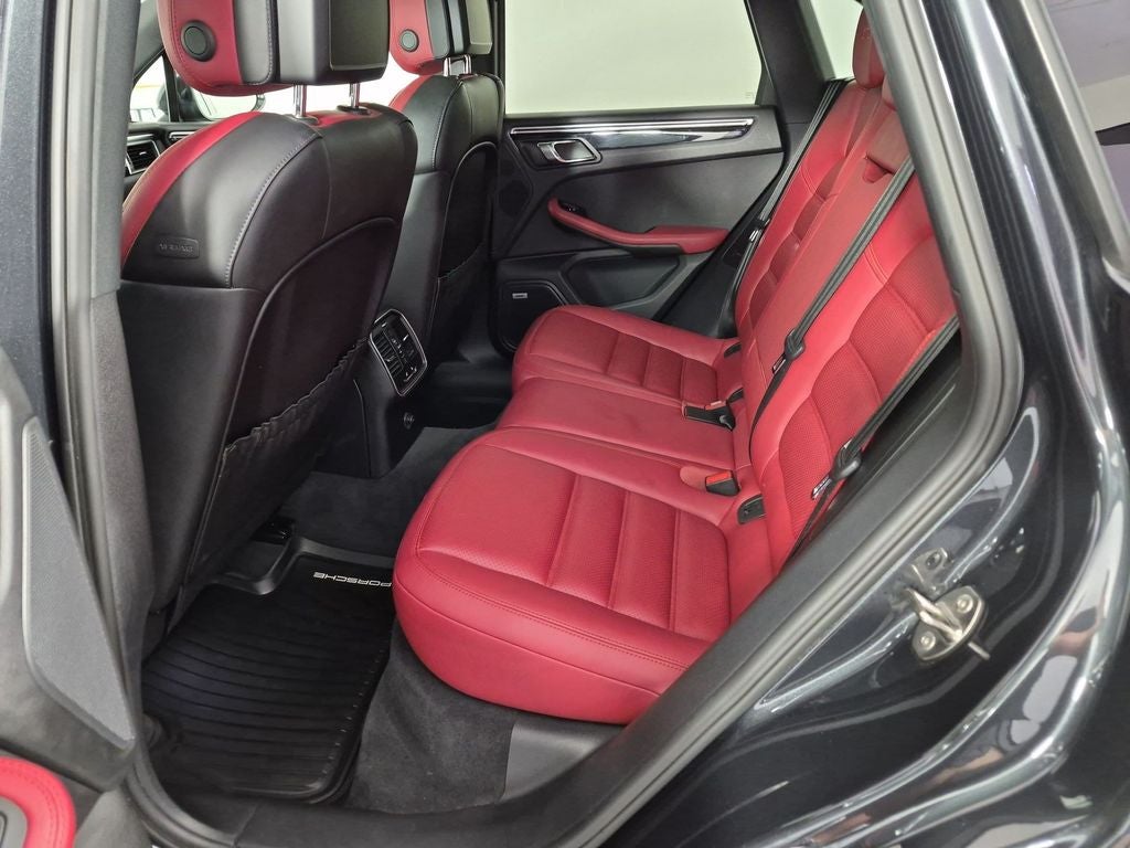 2017 Porsche Macan GTS