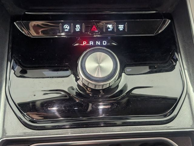 2024 Jeep Wagoneer Base