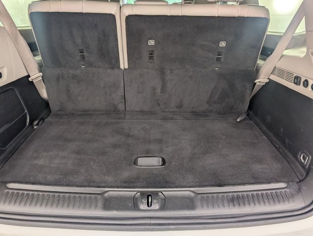2024 Jeep Wagoneer Base