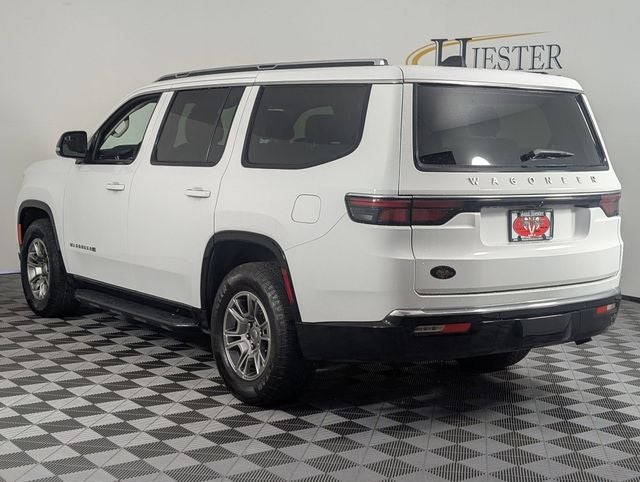 2024 Jeep Wagoneer Base
