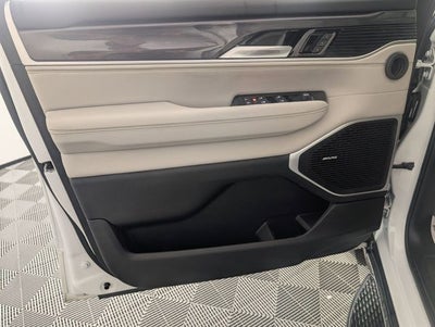 2024 Jeep Wagoneer Base