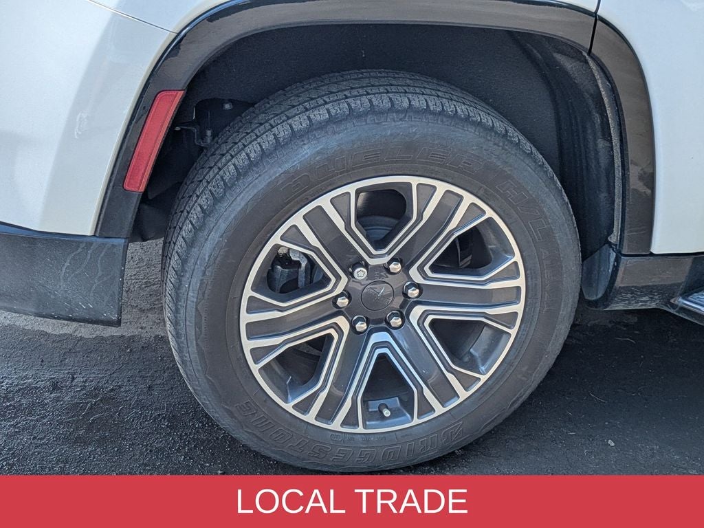 2024 Jeep Wagoneer Base