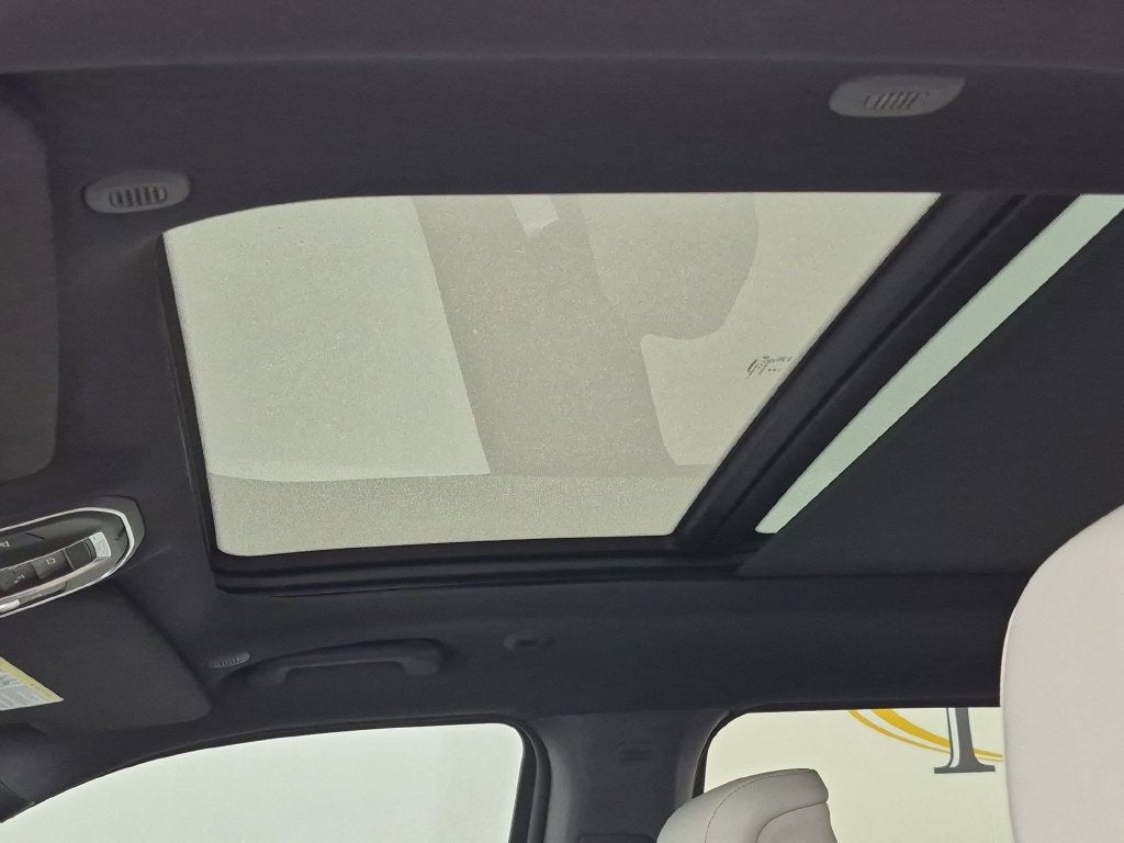 2026 Jeep Grand Wagoneer Base