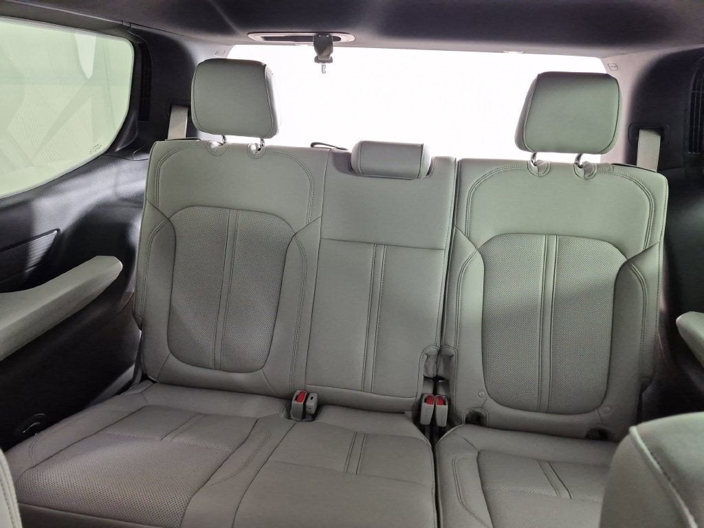 2026 Jeep Grand Wagoneer Base