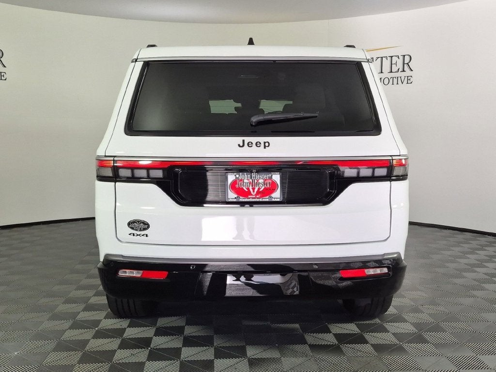 2026 Jeep Grand Wagoneer Base