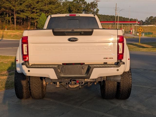 2021 Ford F-350SD Lariat DRW Black Widow