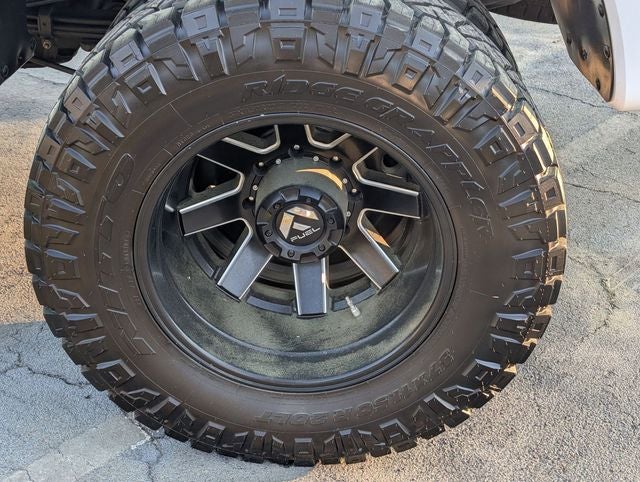 2021 Ford F-350SD Lariat DRW Black Widow