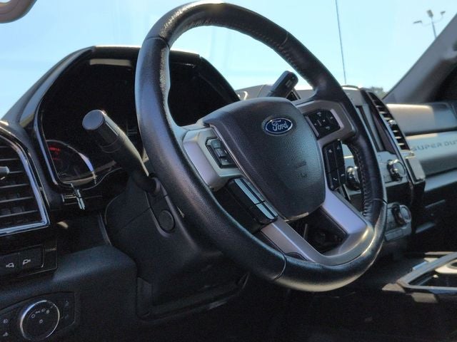 2021 Ford F-350SD Lariat DRW Black Widow