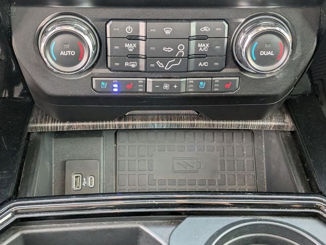 2021 Ford F-350SD Lariat DRW Black Widow