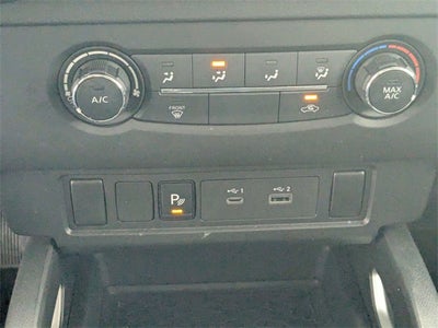 2025 Nissan Frontier SV