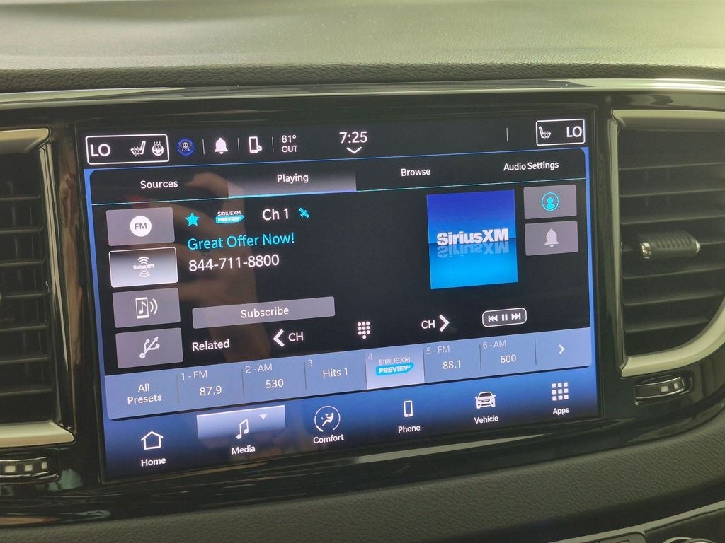 2024 Chrysler Pacifica Touring L