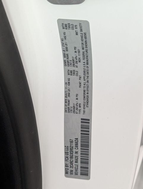 2025 Chrysler Pacifica Select