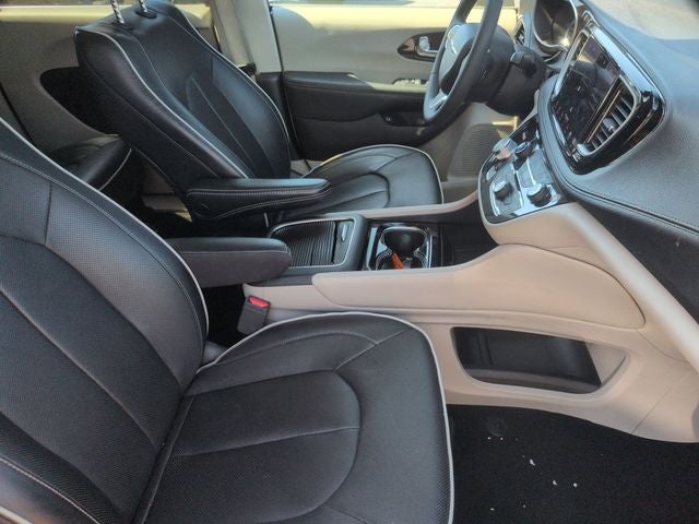 2023 Chrysler Pacifica Hybrid Limited