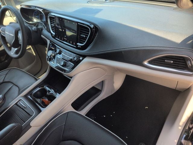 2023 Chrysler Pacifica Hybrid Limited