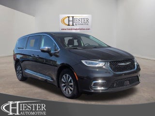 2023 Chrysler Pacifica Hybrid Limited