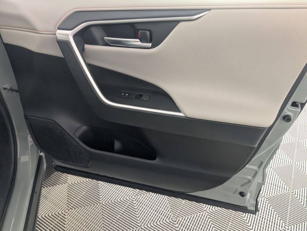 2019 Toyota RAV4 Adventure