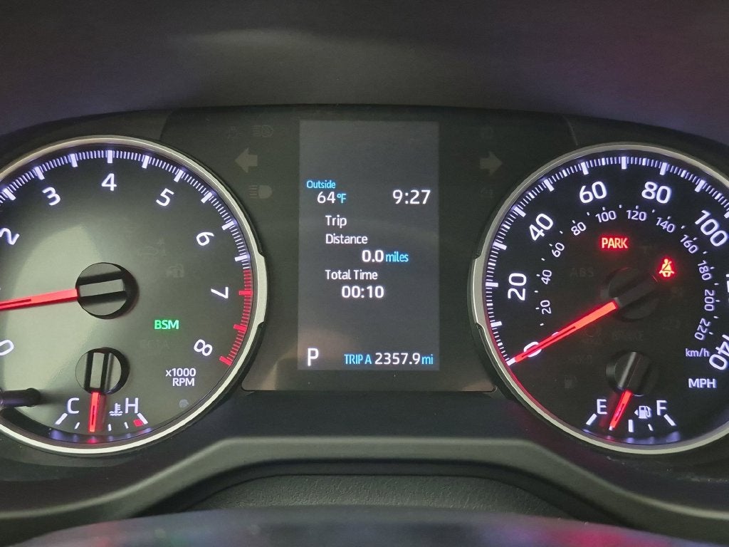 2020 Toyota RAV4 LE