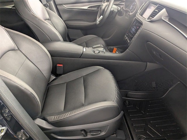 2023 INFINITI QX50 LUXE