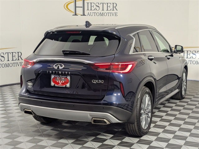 2023 INFINITI QX50 LUXE