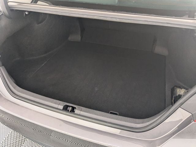 2023 Toyota Camry Hybrid LE