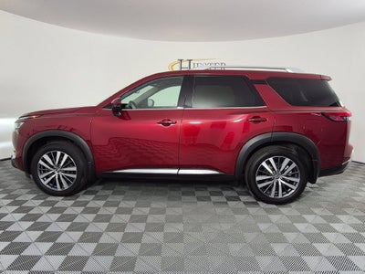 2022 Nissan Pathfinder Platinum
