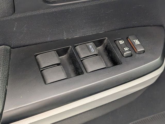 2014 Toyota Tundra SR5