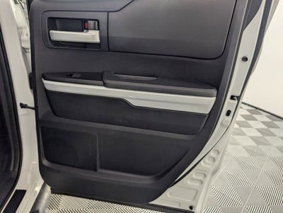 2014 Toyota Tundra SR5