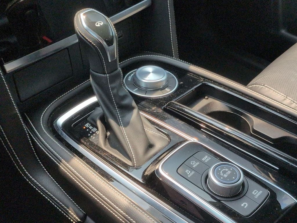 2023 INFINITI QX80 Premium Select