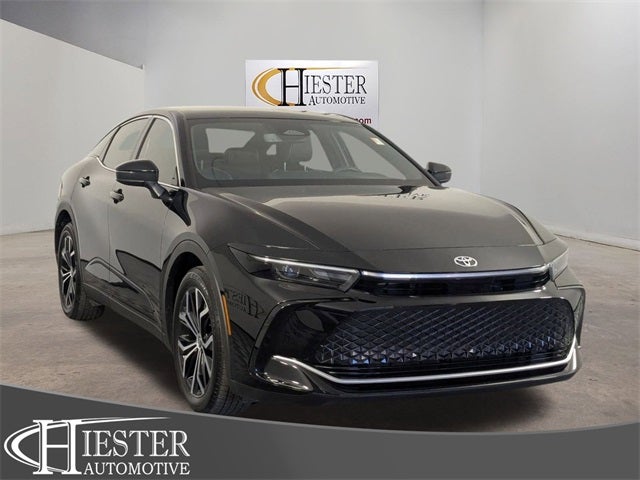 2025 Toyota Crown XLE