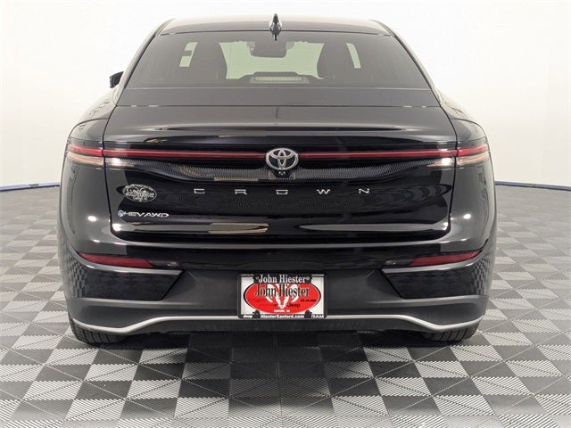 2025 Toyota Crown XLE