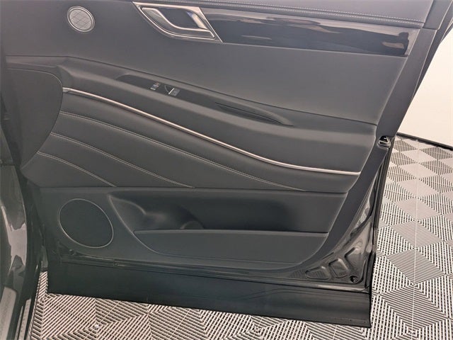 2025 Genesis GV80 2.5T