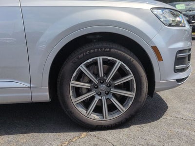 2019 Audi Q7 45 Premium Plus quattro