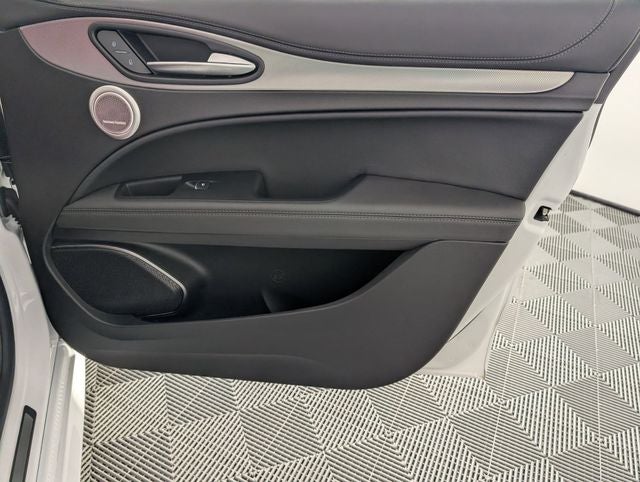 2023 Alfa Romeo Stelvio Veloce