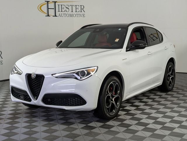 2023 Alfa Romeo Stelvio Veloce
