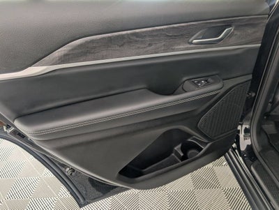2023 Jeep Grand Cherokee L Limited 4x2