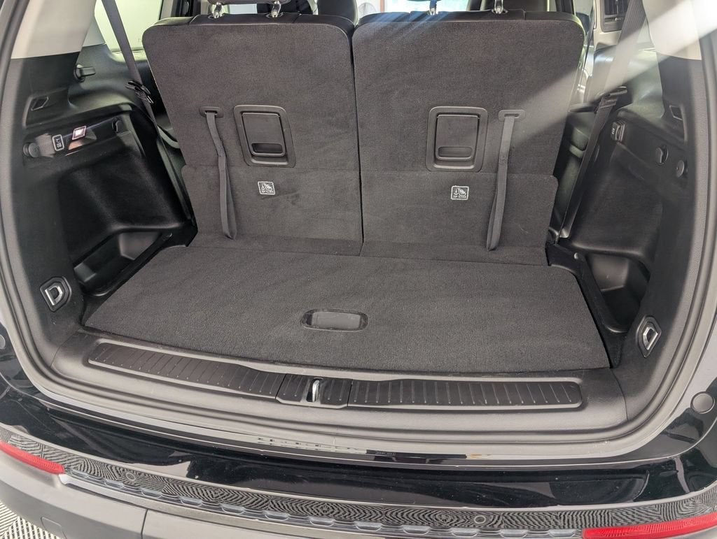 2023 Jeep Grand Cherokee L Limited 4x2