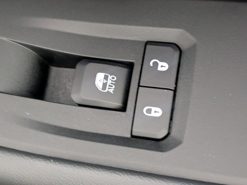 2023 Jeep Grand Cherokee L Limited 4x2