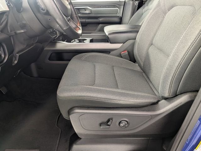 2019 RAM 1500 Big Horn/Lone Star Crew Cab 4x4 6'4" Box