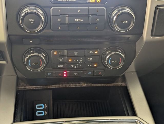2017 Ford F-250 LARIAT
