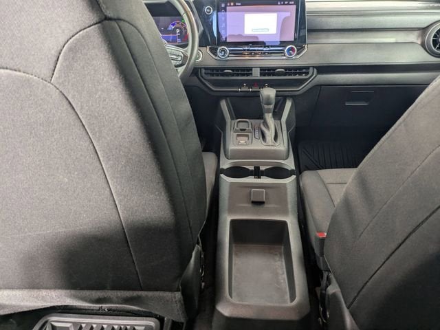 2024 Chevrolet Colorado WT