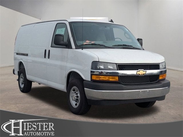 2024 Chevrolet Express Cargo 2500 WT