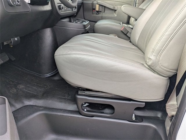 2024 Chevrolet Express Cargo 2500 WT