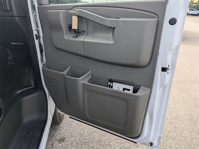 2024 Chevrolet Express Cargo 2500 WT