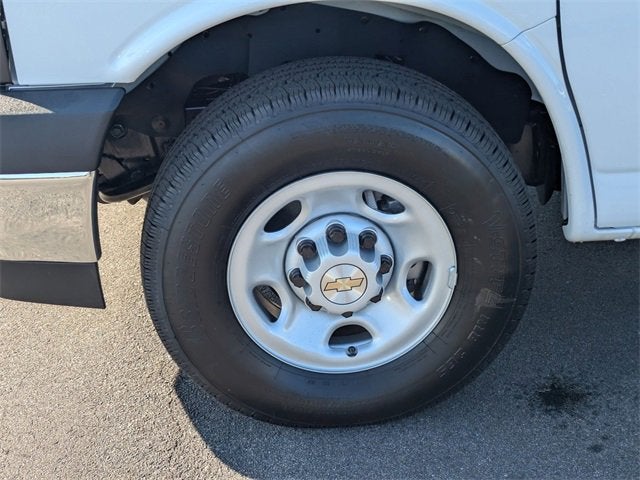 2024 Chevrolet Express Cargo 2500 WT